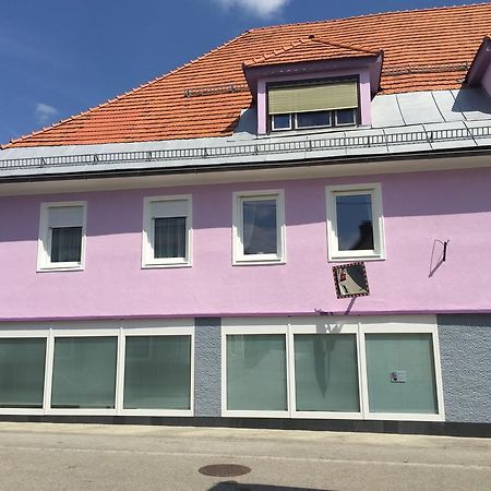 Haus Weisses Lamm Apartamento Weitensfeld Exterior foto